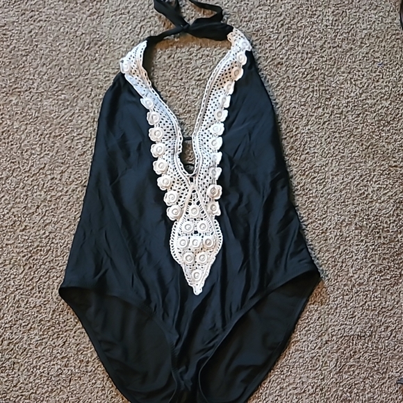 Bathingsuit - Picture 1 of 1